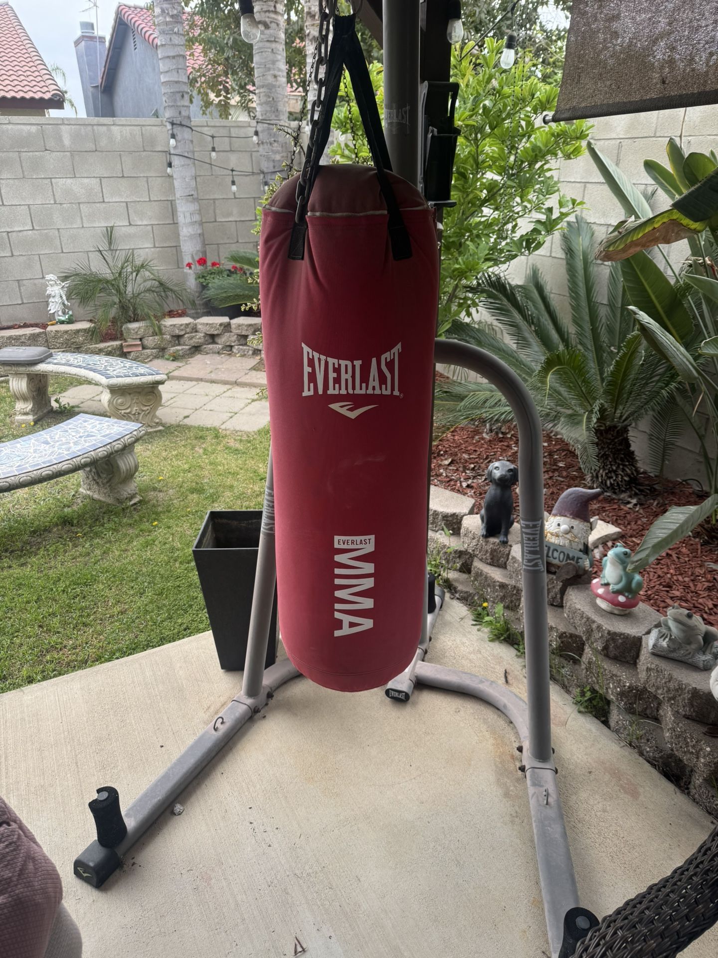 Everlast MMA PunchingBag Uesed