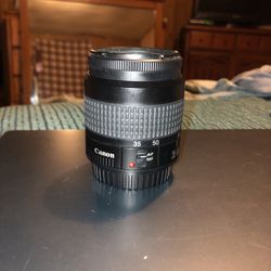 Canon zoom lens