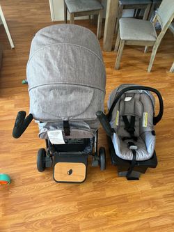Evenflo Stroller And Car Seat With Base