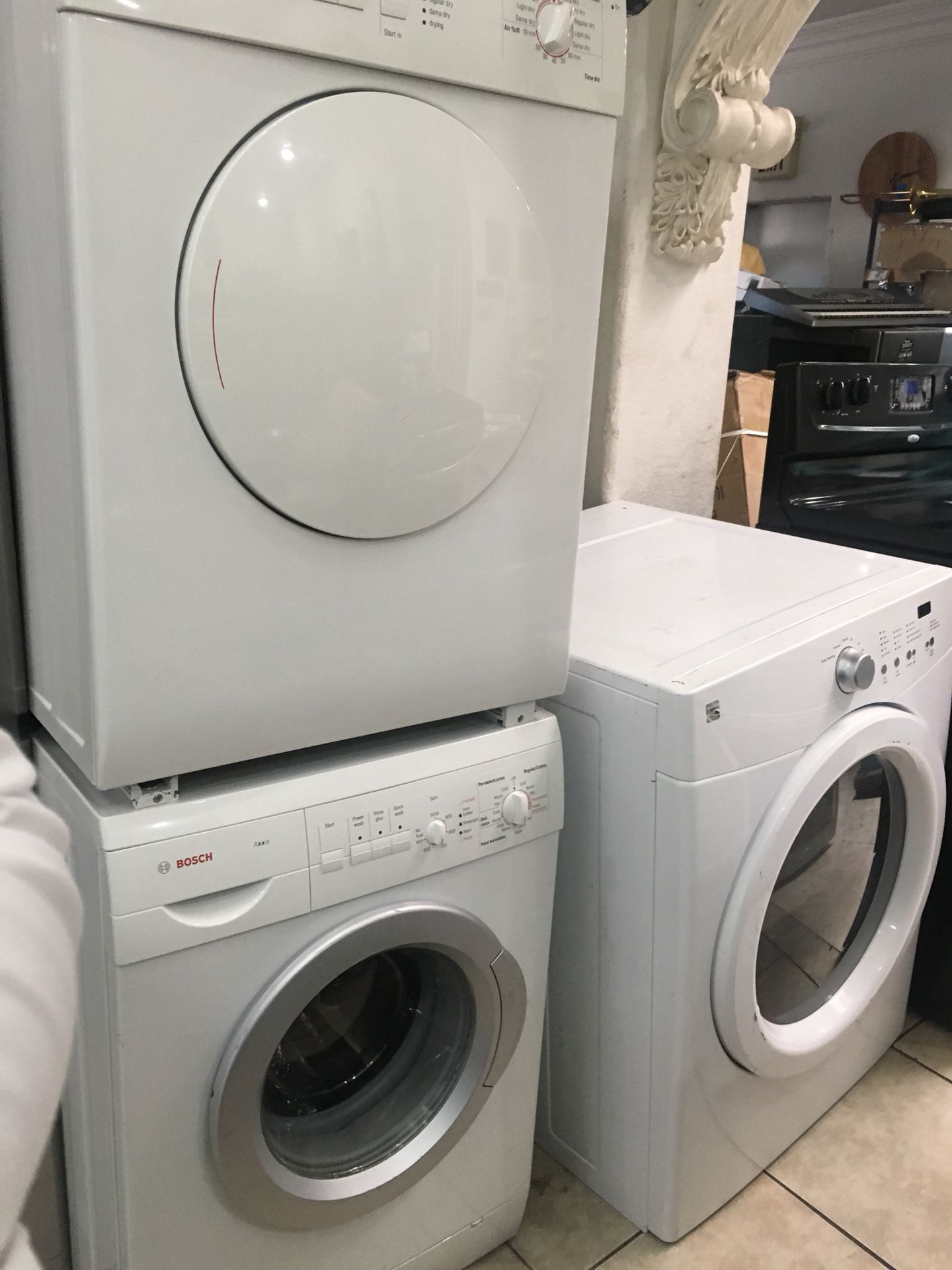 Bosch washer and dryer set
