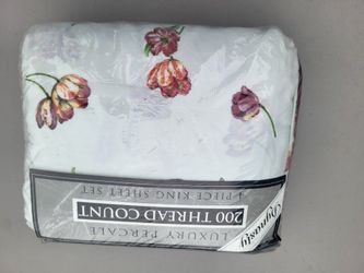 Dynasty 200 thread count luxury percale 4-piece king sheet set features a white fabric with a colorful painted tulip and floral pattern. NIB