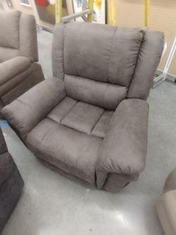 St John Brown Recliner