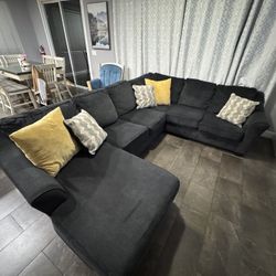 3-Piece Sectional with Chaise  
