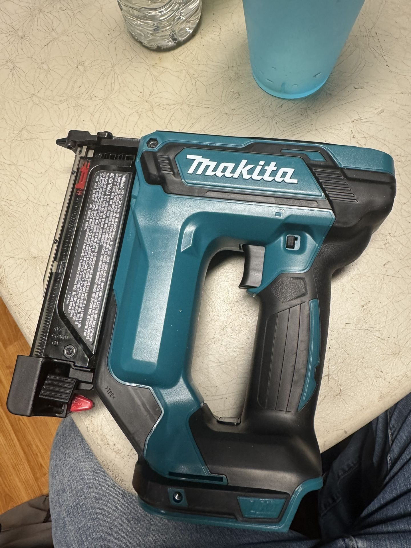 Makita 23 Gauge Pin Nailer