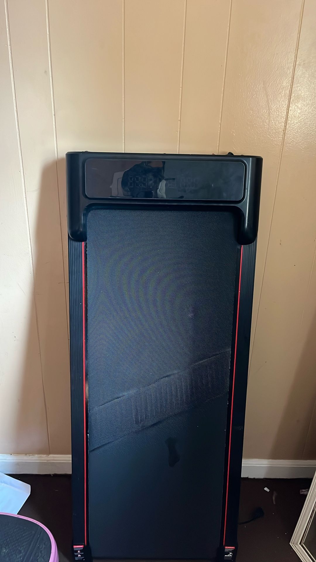 Walking pad with remote 