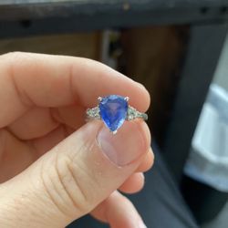 10k White Gold Woman’s Ring 