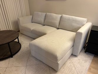 IKEA FINNALA Beige Sectional Sofa – Reversible Chaise + Storage