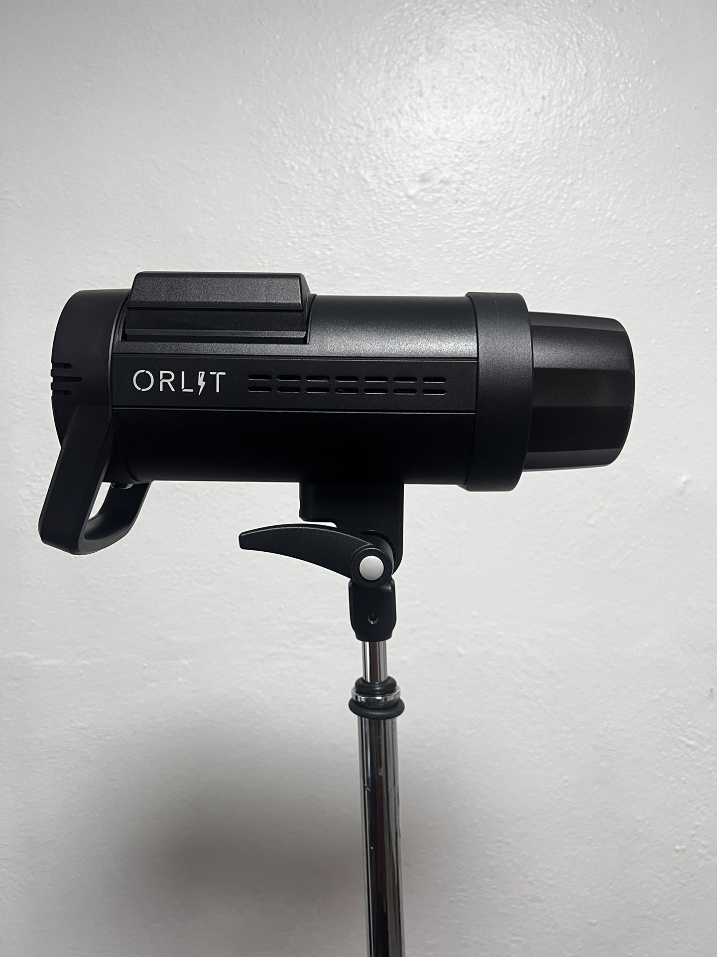 Orlit RT610 Battery Powered Studio Flash Strobe Monolight