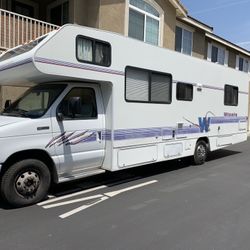 1996 Winnebago Minnie Winnie 