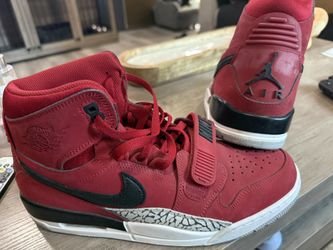 Jordan Legacy High Top /size 12M