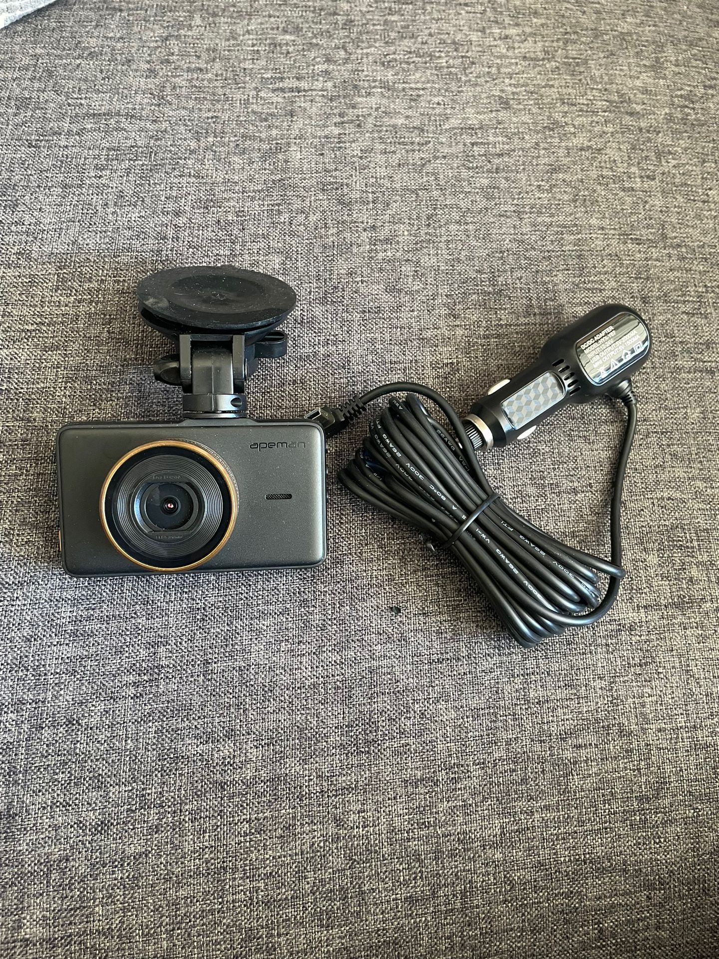 Car Dash Cam With Suction Cup Windshield Mount