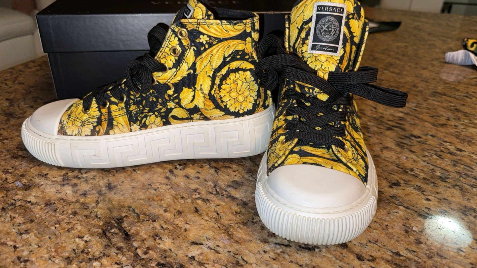 Sneakers
