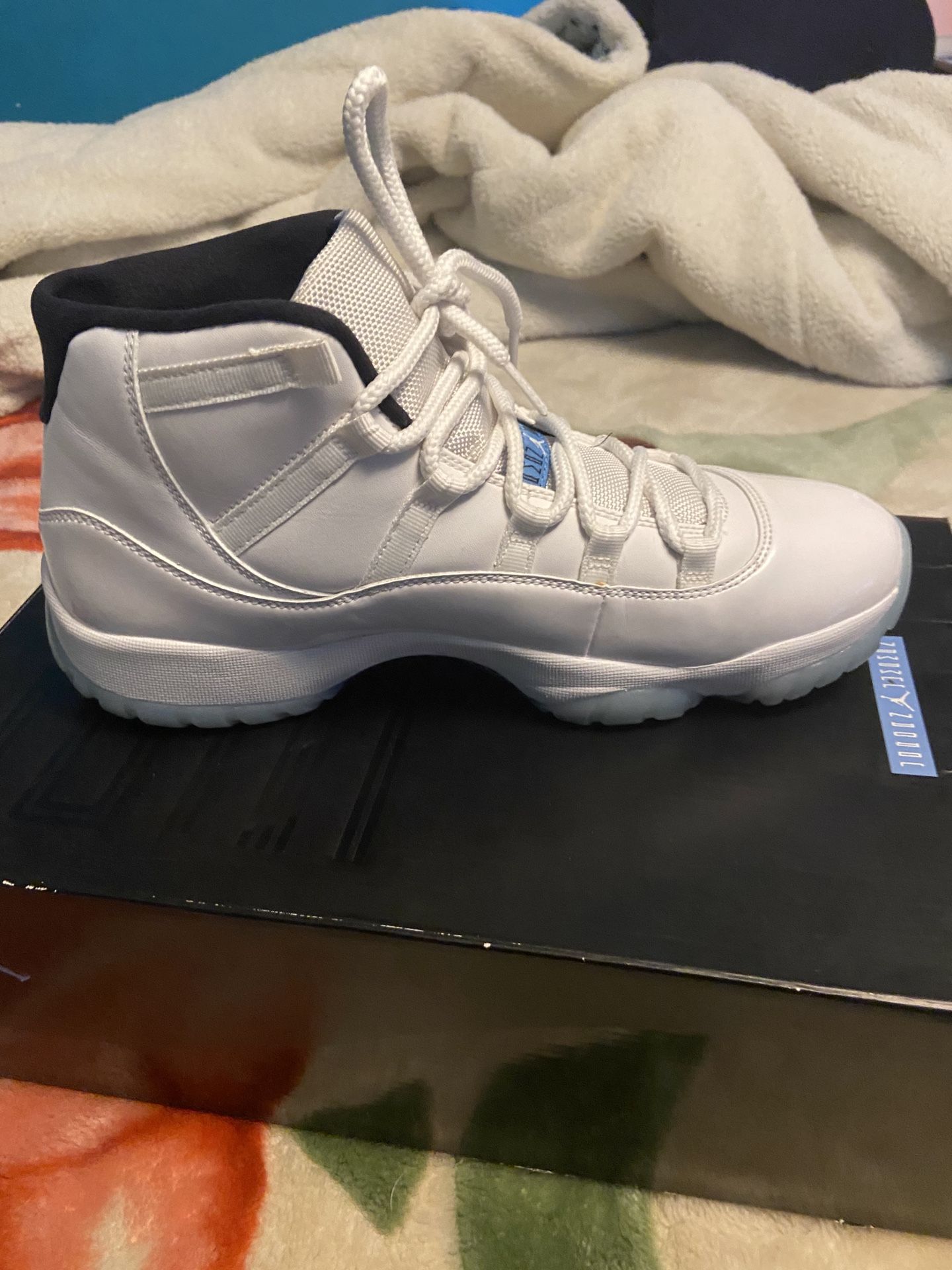 Retro jordan 11 legend blue