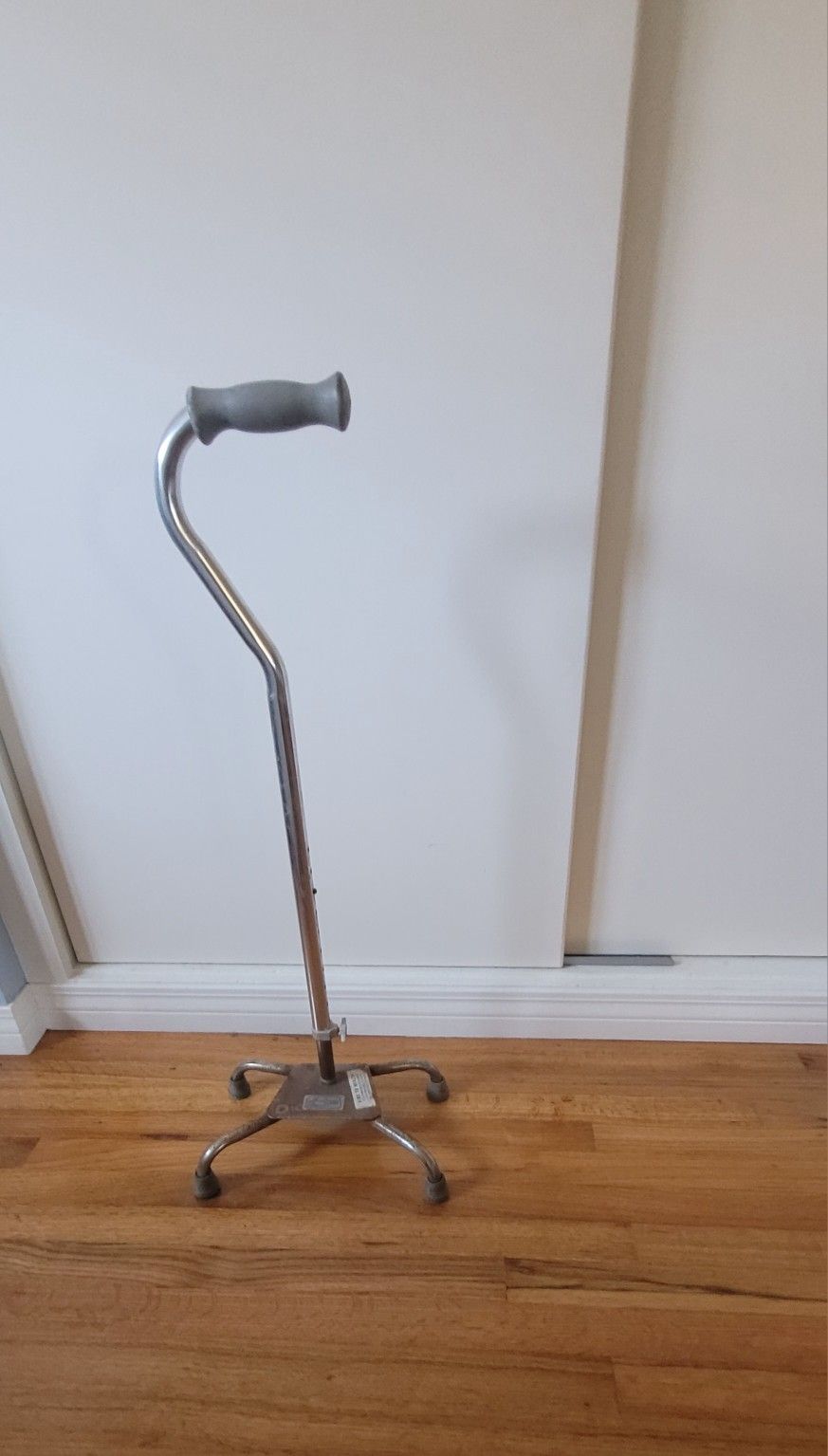 $7 Quad Cane, adjustable