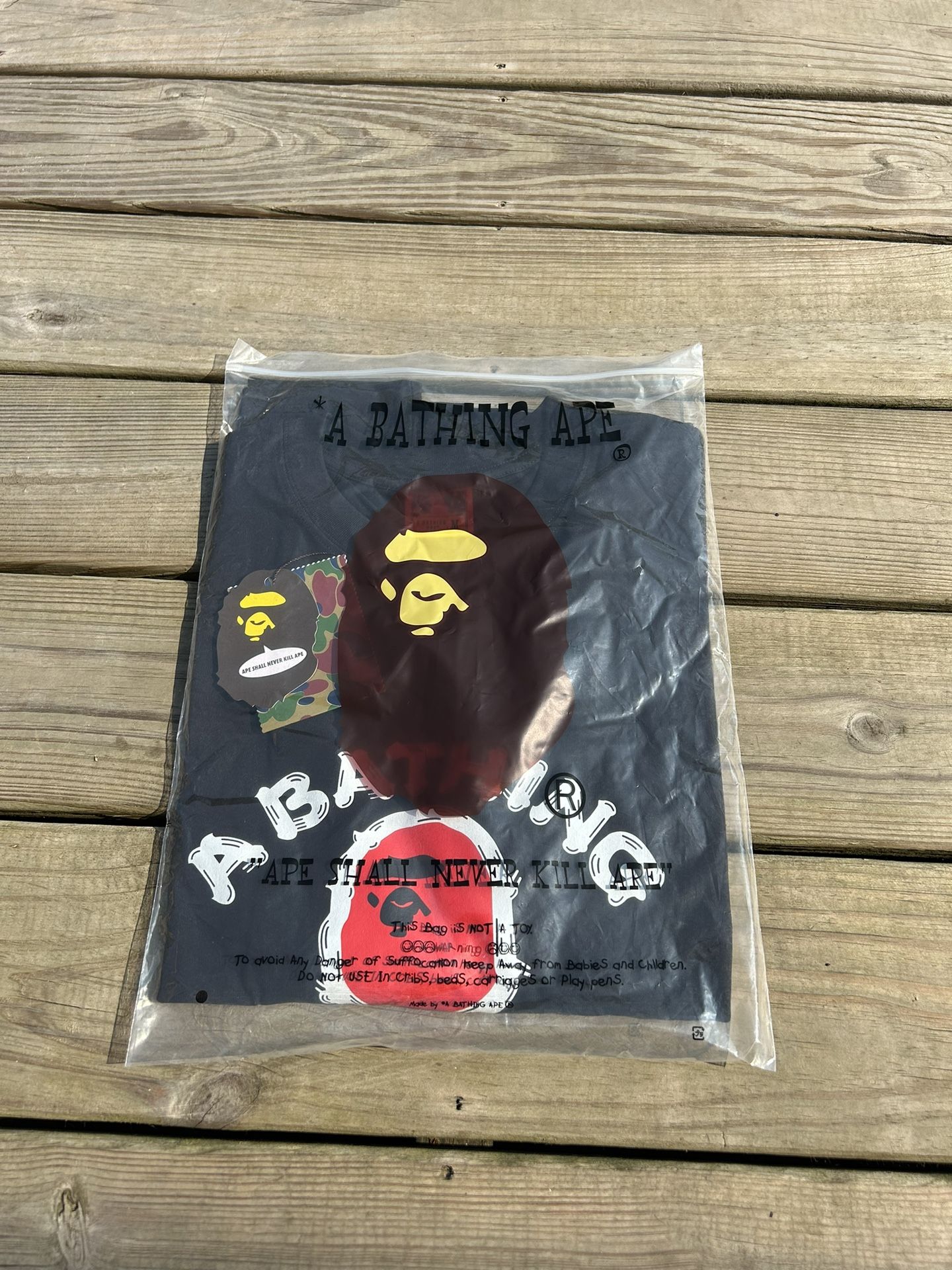 BAPE SHIRT SIZE MEDIUM