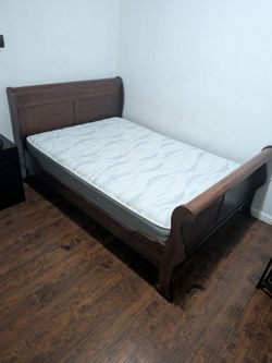 Full size bedframe and mattress bed