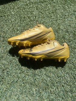 Under Armor Blur Select MF Football Cleats