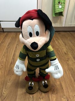 Mickey Mouse Christmas Greeter