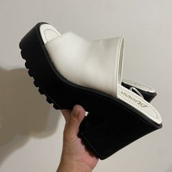 Liliana Platform Heels White and Black Color Size 8 Good Condition - $5