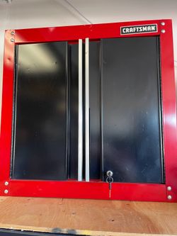 CRAFS TOOLS BOX CABINET