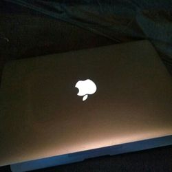 MacBook. Air 13 Laptop Working Fine