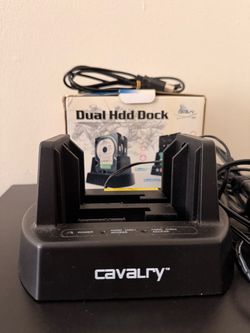 Calvary 2.5"/3.5" SATA HDD Dual Bay Docking Station w/USB Cable