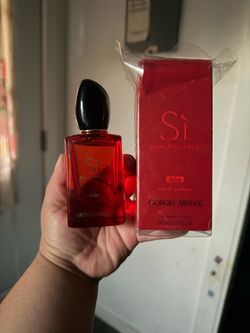 Giorgio Armani Sì Passione Éclat Eau de Parfum❣️🌹