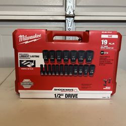 Milwaukee Drive Impact Socket Kit 