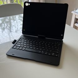 iPad 11 Hard Case 