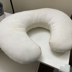 Nursing Pillow 