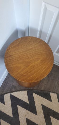 Accent Table