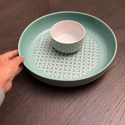  Hip And Dip Set With Matching Dip Bowl. New