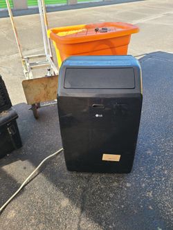 LG 10,000 BTU Portable Air Conditioner
