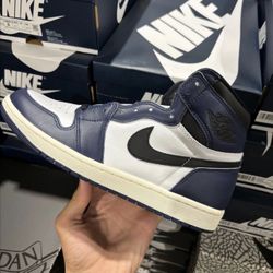 Jordan 1 OG Midnight Navy 