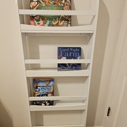 Narrow Space-Saving Baby/Toddler/Kid's Room Bookshelf