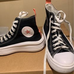 Converse Size  4.5 