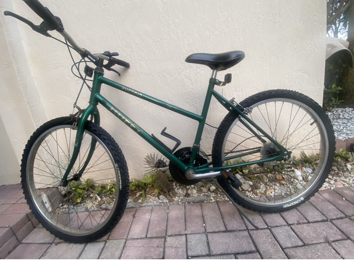 Huffy Superia 15 speed Mountain Bike New Tires