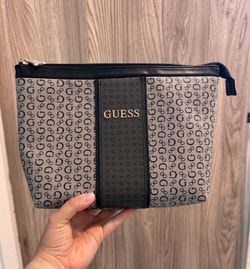 9inch x 7.5inch GUESS  Zip Clutch/Cosmetic Pouch