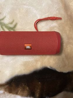 JBL Flip 4