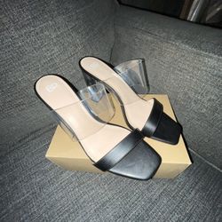 Women’s Shoe