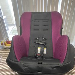 Evenflo Tribute Car Seat-Infant Size 