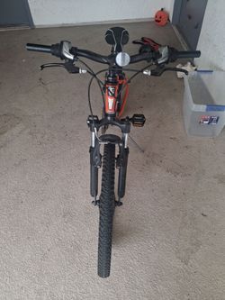 MT220 TREK KIDS MOUNTAINBIKE (NEW)
