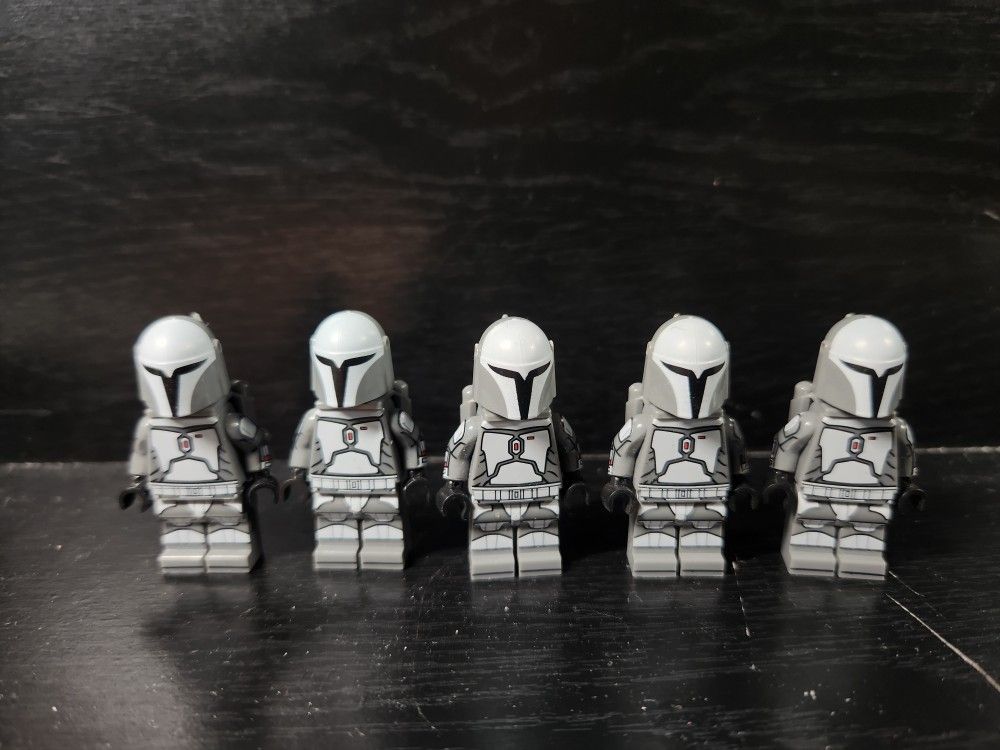 Unofficial Lego Mandalorians (Grey)