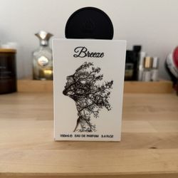 Lattafa Breeze Perfume