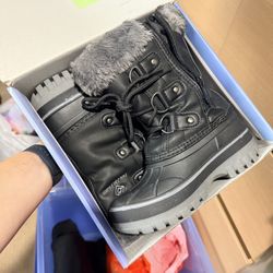 Kids Snow Boots Size 10