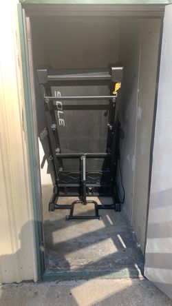 Sole F80 treadmill,