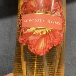 Victoria's Secret Luscious Kisses Fragrance
