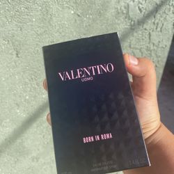 Valentino Cologne