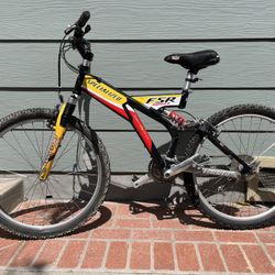 Specialized FSR Sport Mountain Bike 15 1/2 Inch Frame