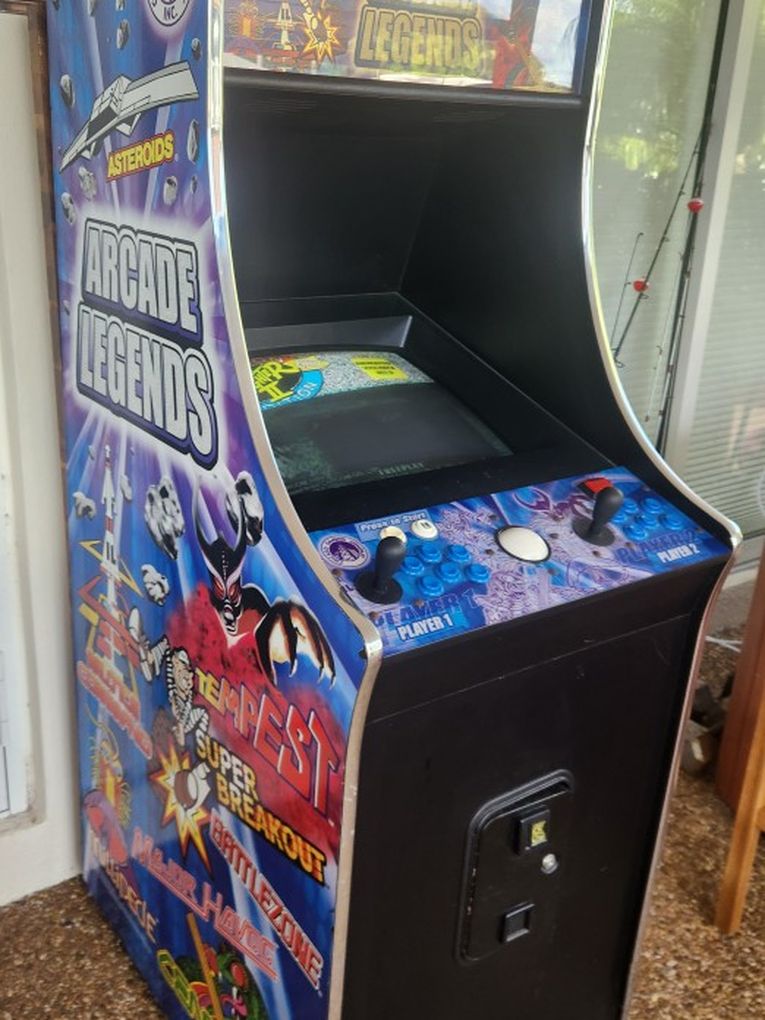 Ultracade Arcade Legends CRT Multiple Game Macine